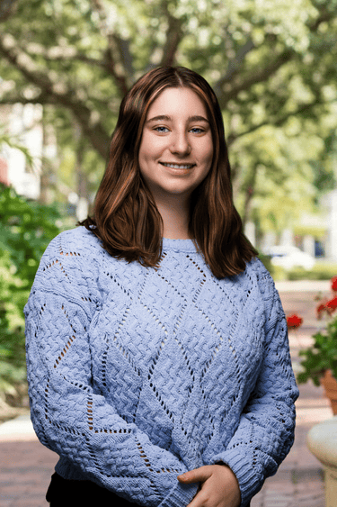 kayla szwejkowski - murray law group portrait
